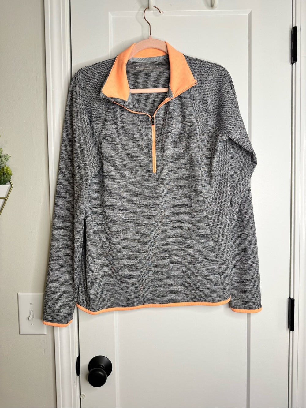 UnderArmour 1/4 zip Light Running Jacket